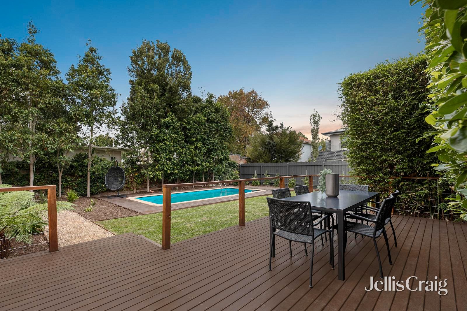 54 Weatherall Road, Cheltenham image 9