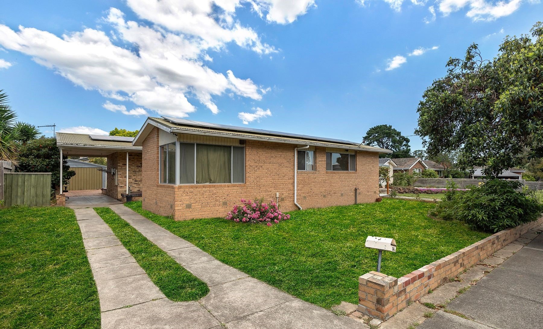 54 Westerfield Drive, Notting Hill image 3