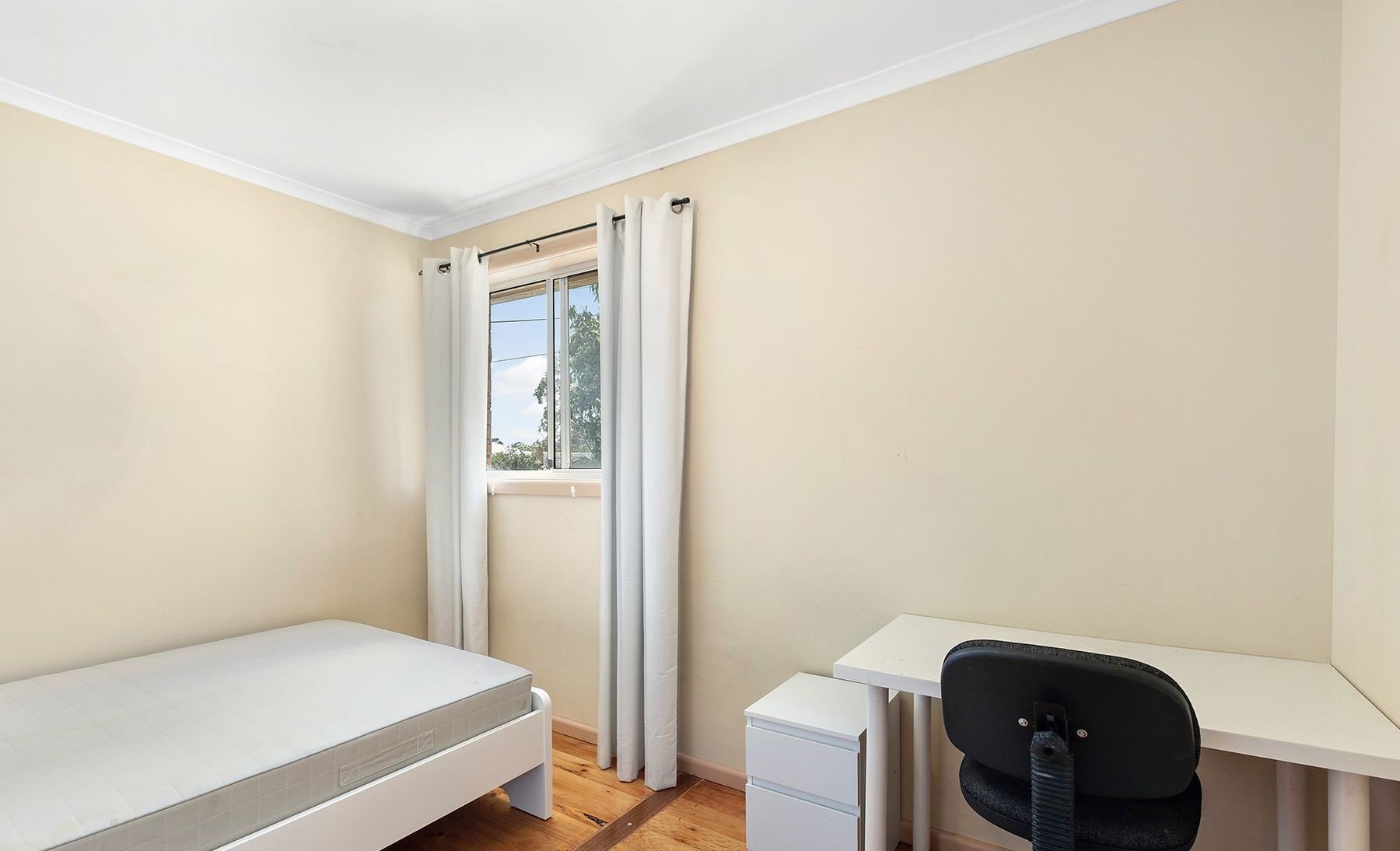 54 Westerfield Drive, Notting Hill image 7