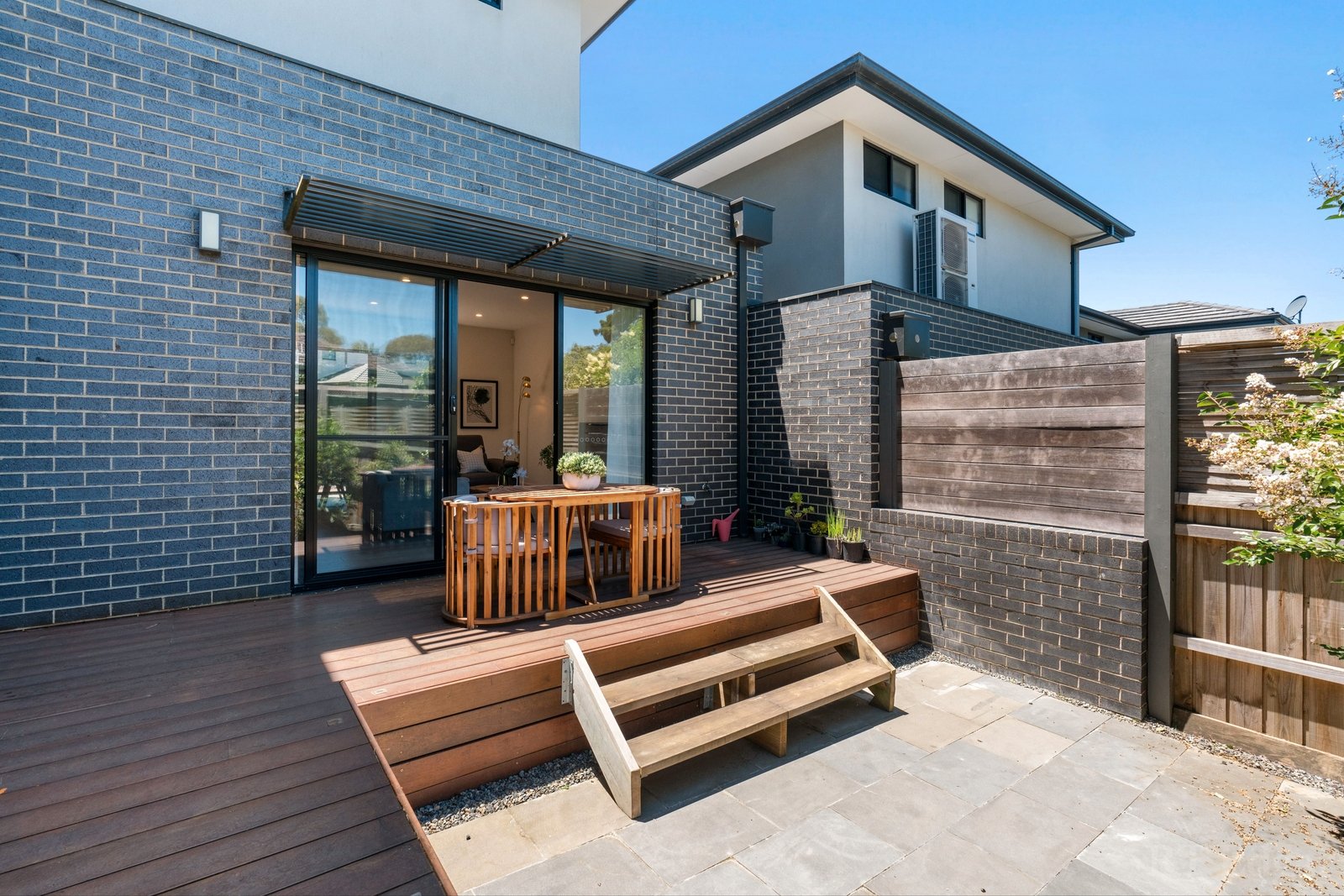 Property Gallery Thumbnail 14