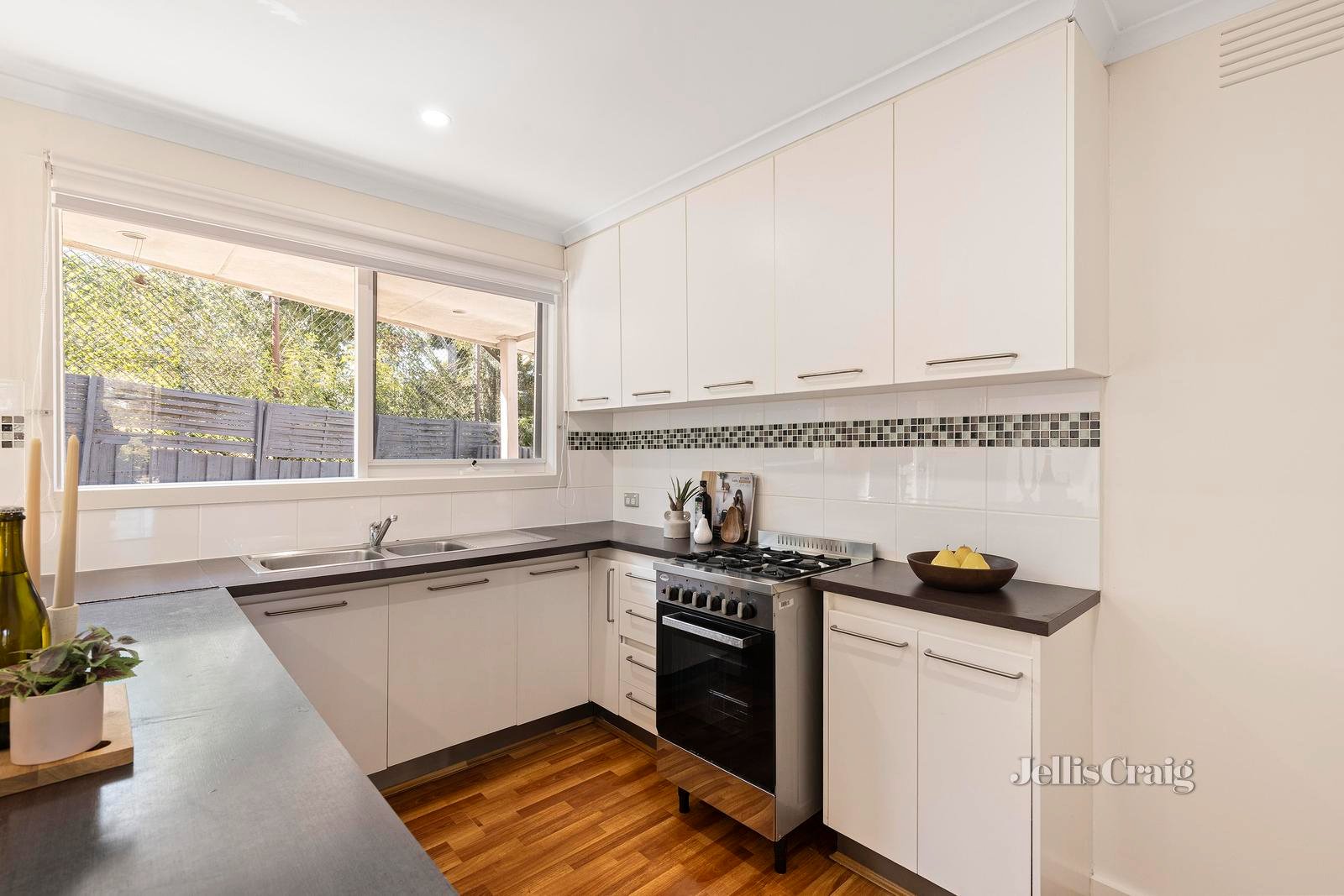 5/4 William Street, Ringwood image 4