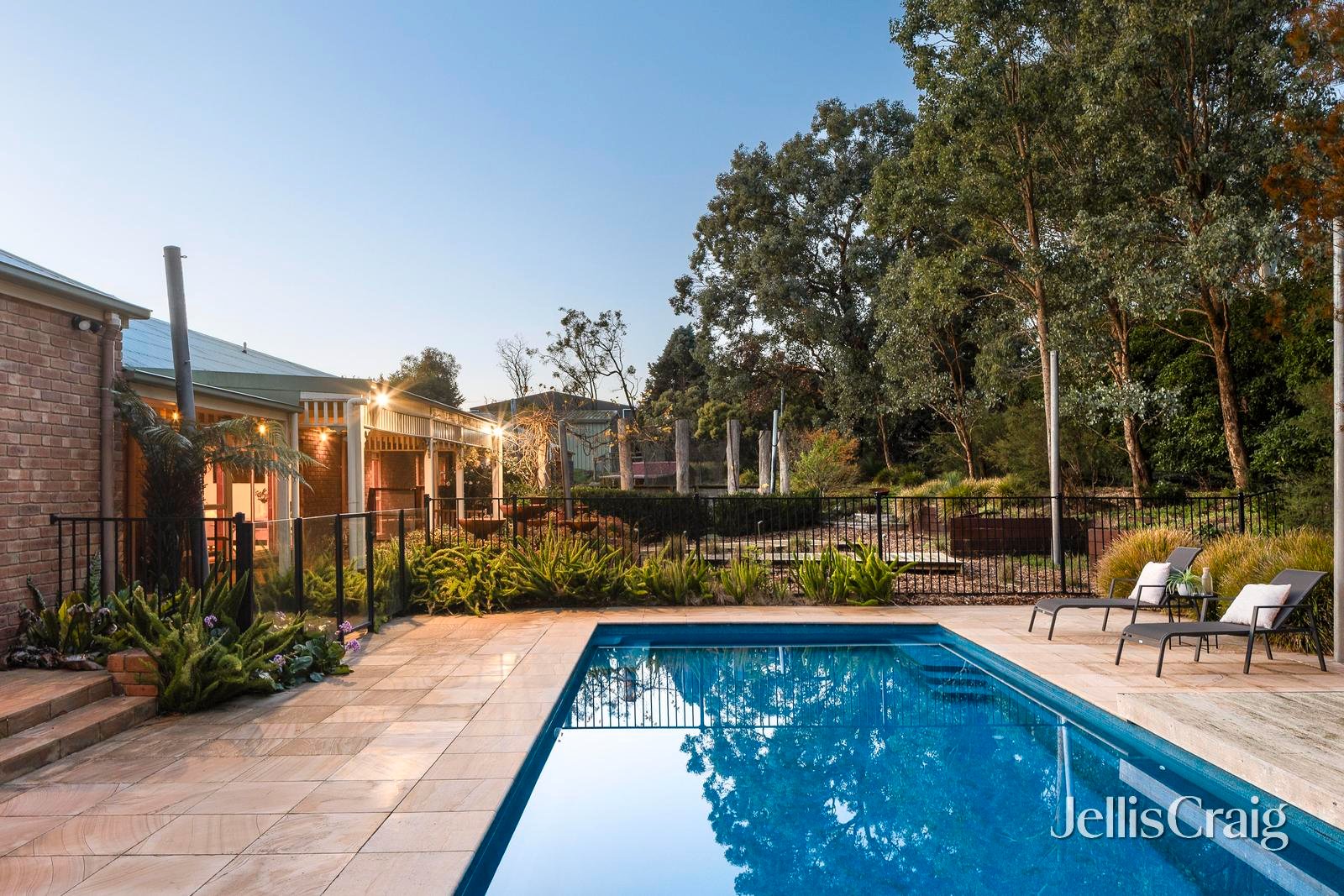 54 Youngs Road, Yarrambat image 2