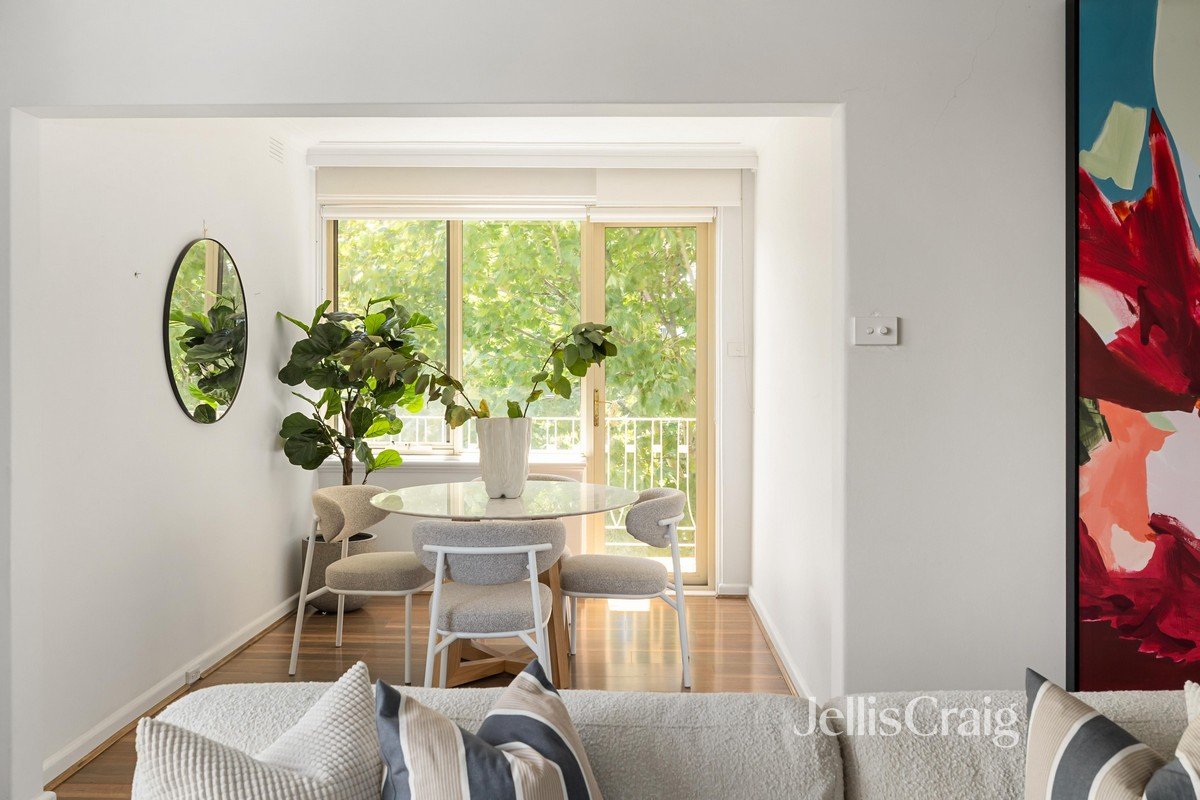 5/402 Toorak Road, Toorak image 2