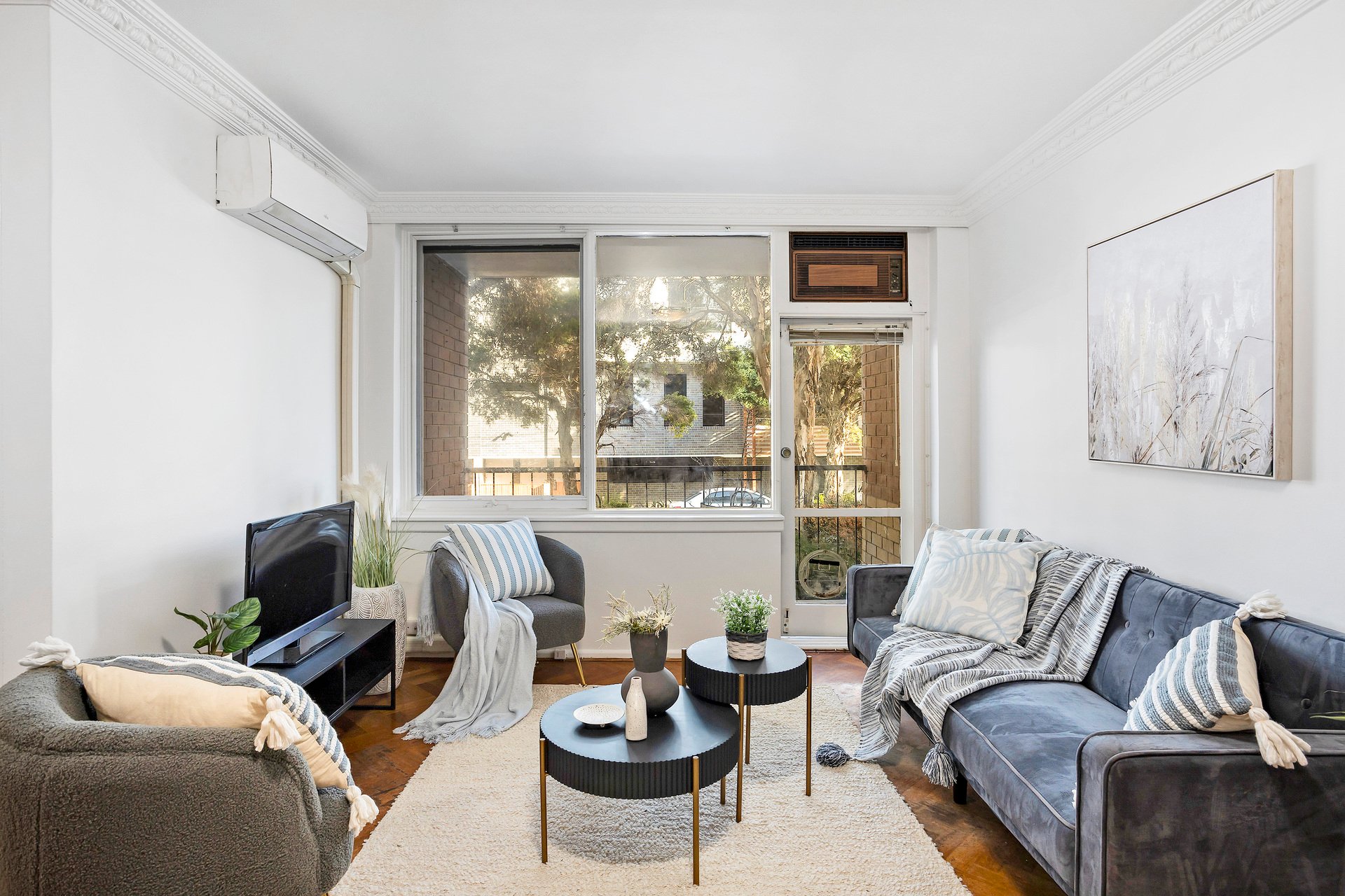 Property Gallery Thumbnail 3