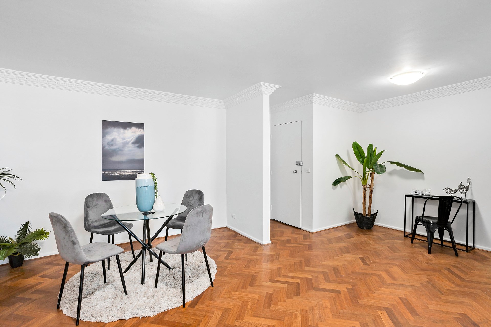 Property Gallery Thumbnail 4
