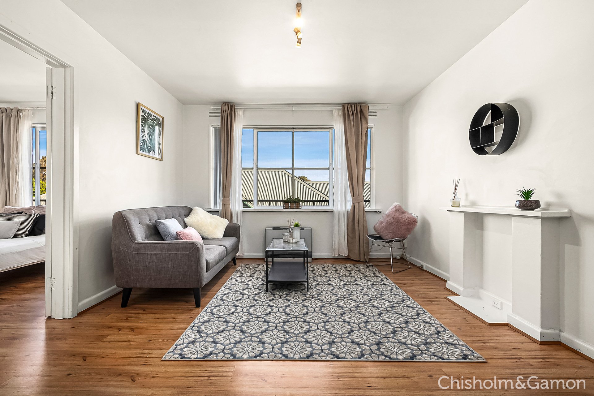 5/41 Byron Street, Elwood image 2
