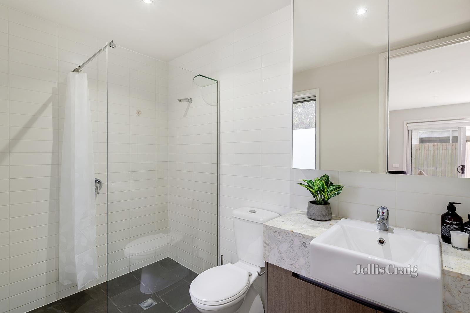 5/41 Coorigil Road, Carnegie image 7