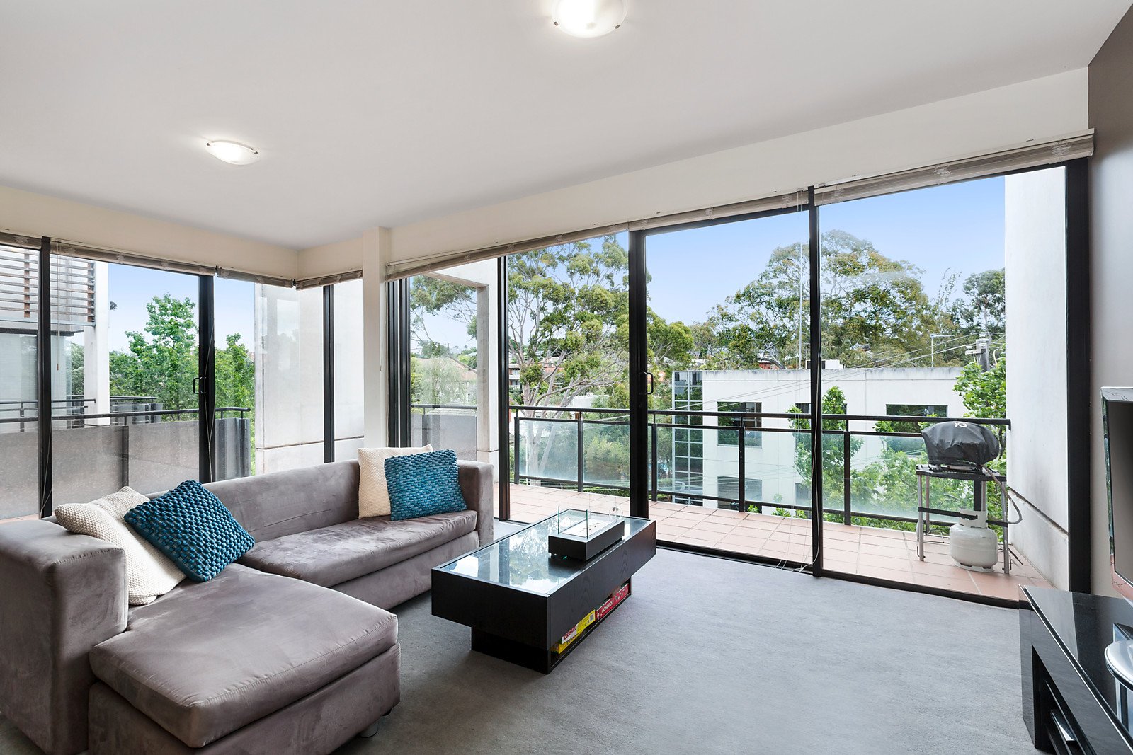 54/1 Domville Avenue, Hawthorn image 1