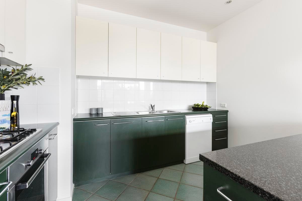 5/410 Queen Street, Melbourne image 2