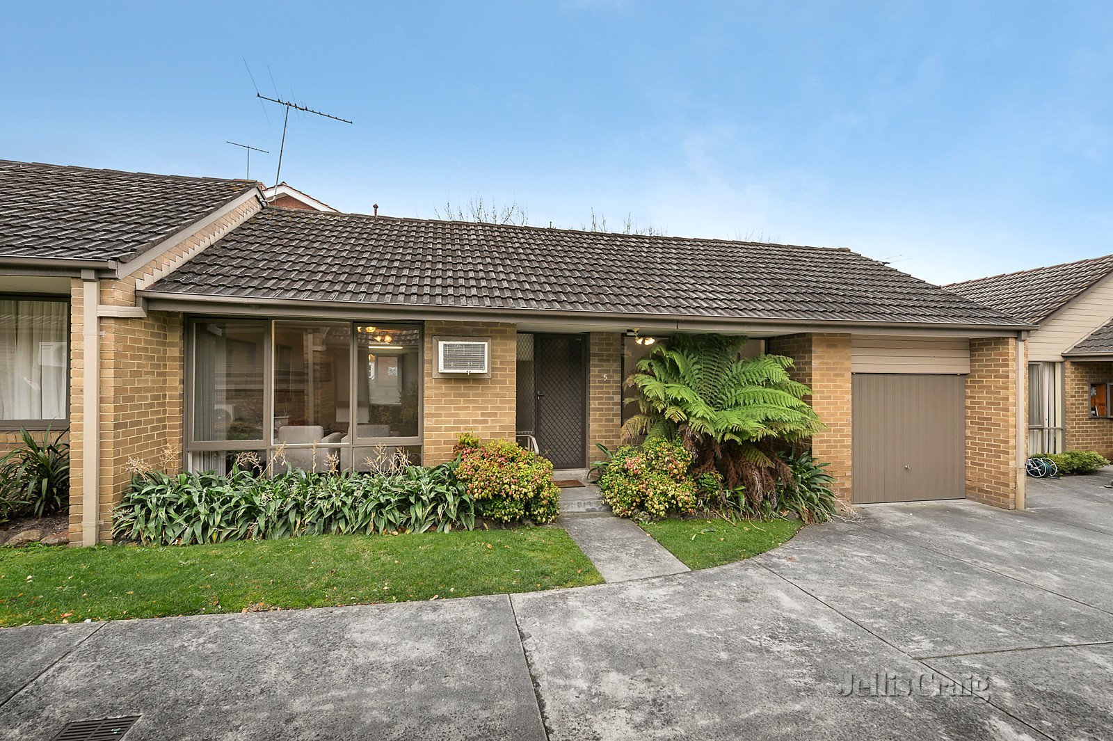 5/42 Burke Road, Malvern East image 1