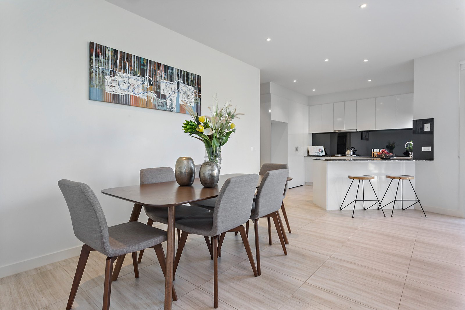 Property Gallery Thumbnail 3