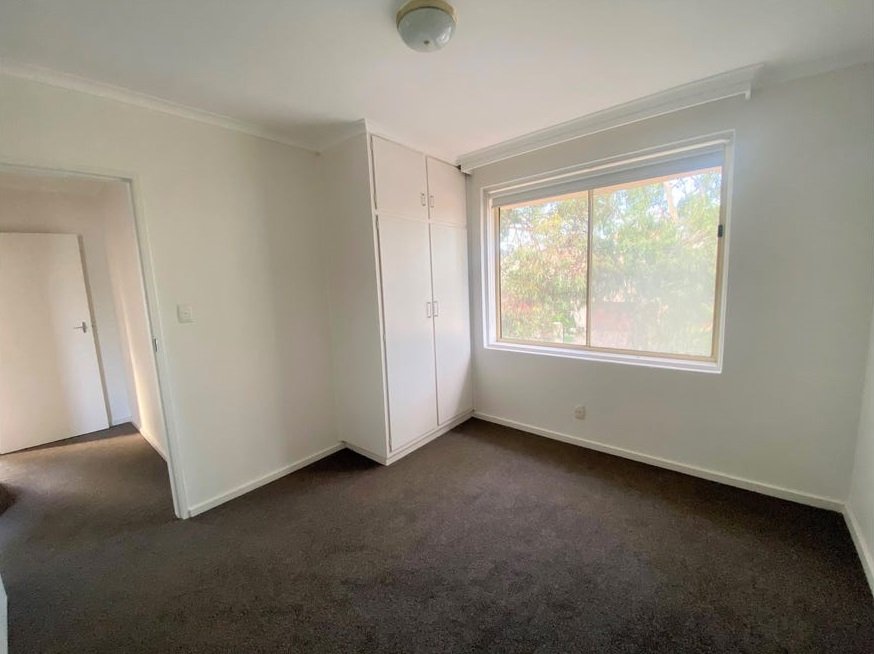 Property Gallery Thumbnail 4