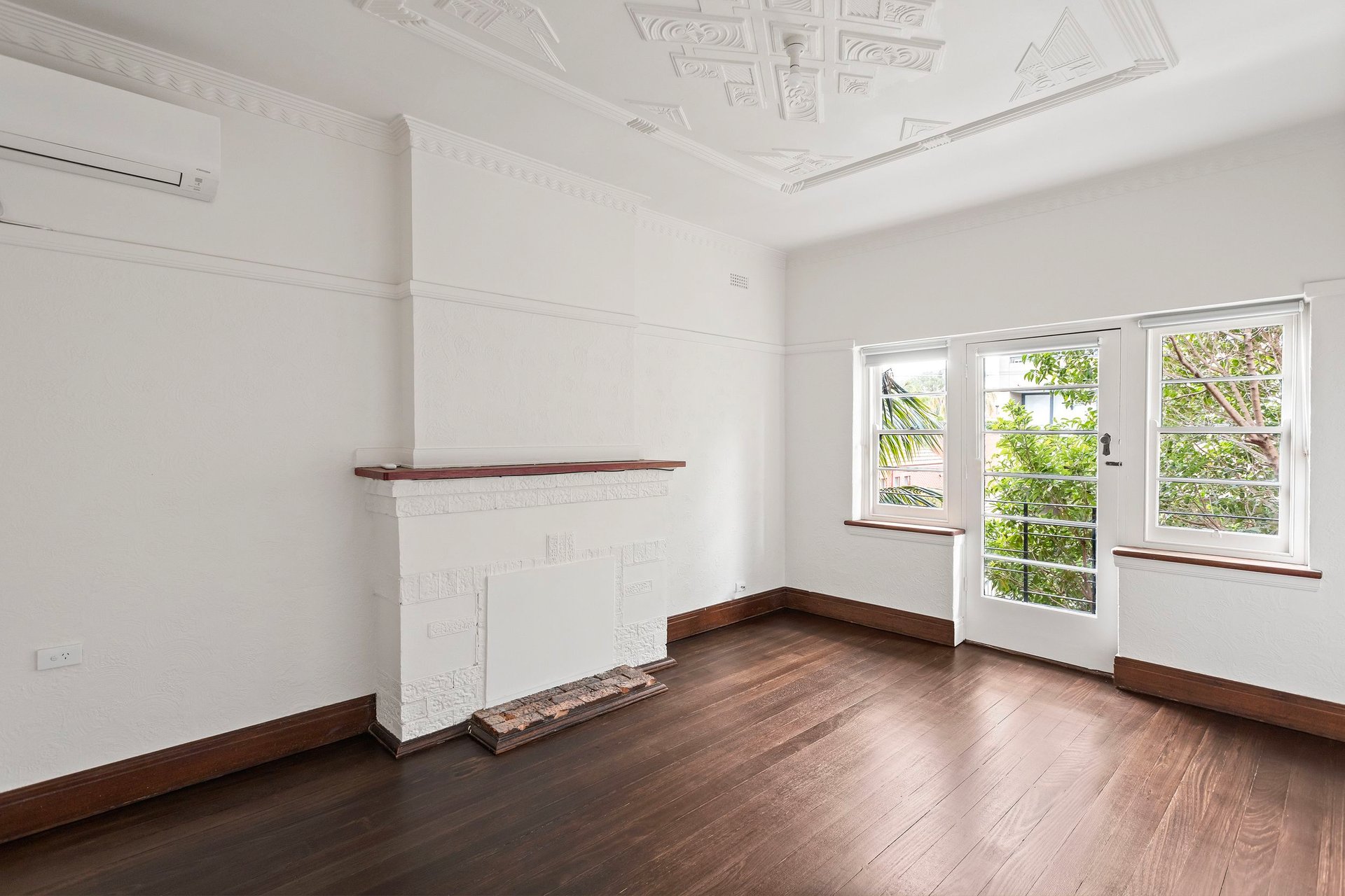 Property Gallery - Main Image