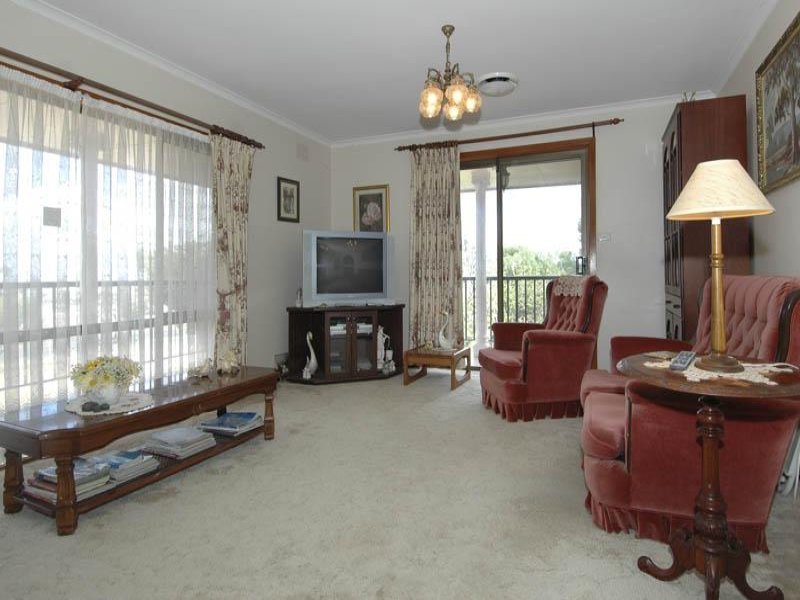 545 Anakie Road, Lovely Banks image 5