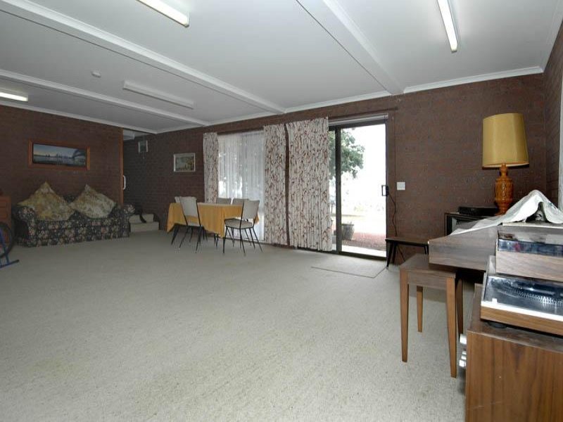545 Anakie Road, Lovely Banks image 7