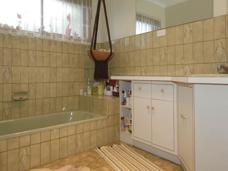 545 Anakie Road, Lovely Banks image 13