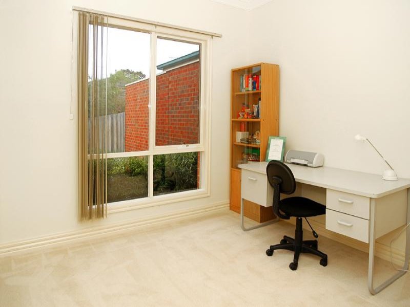 Property Gallery Thumbnail 6