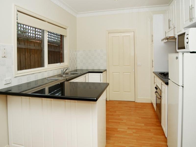 Property Gallery Thumbnail 3