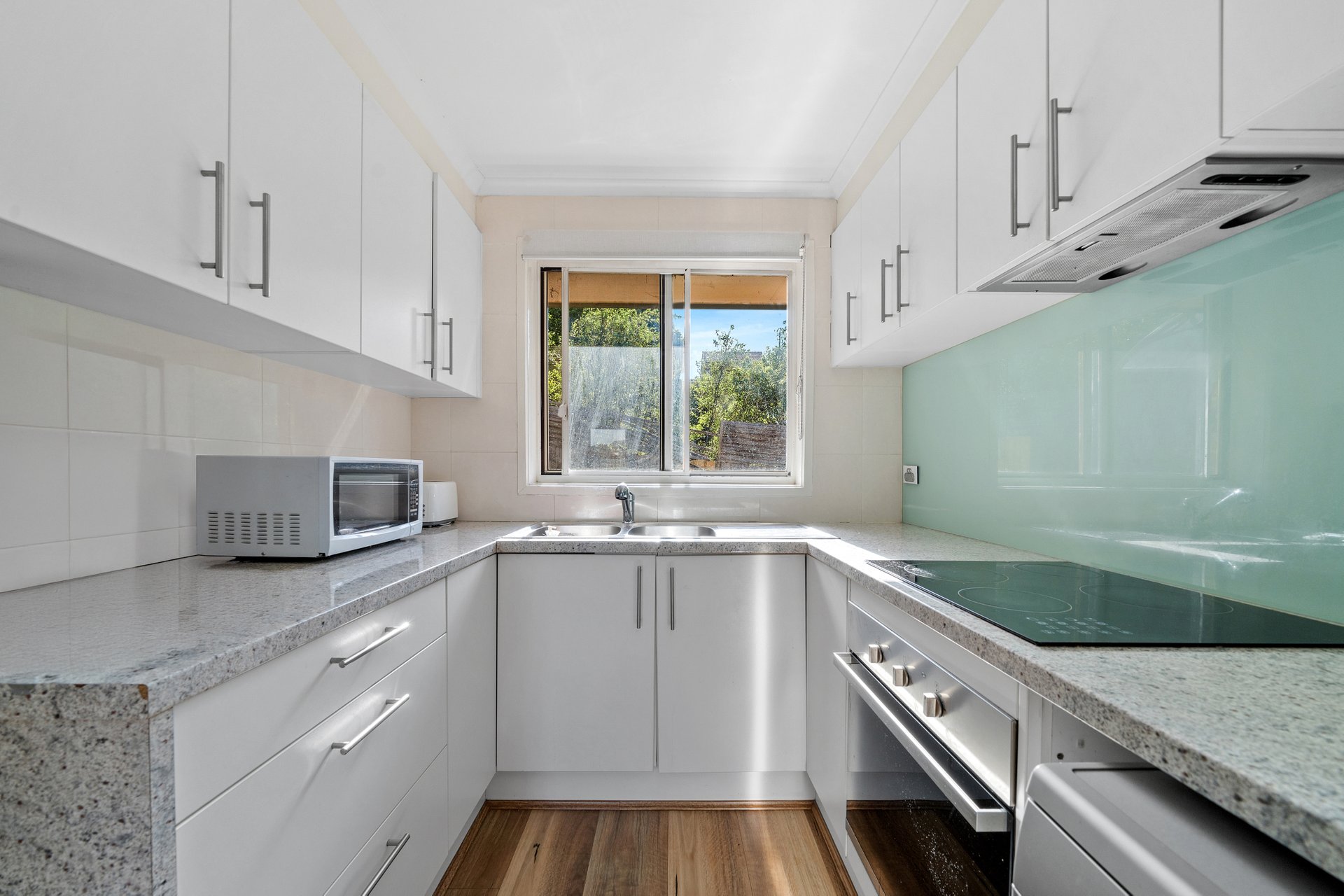5/465 Pascoe Vale Road, Strathmore image 2
