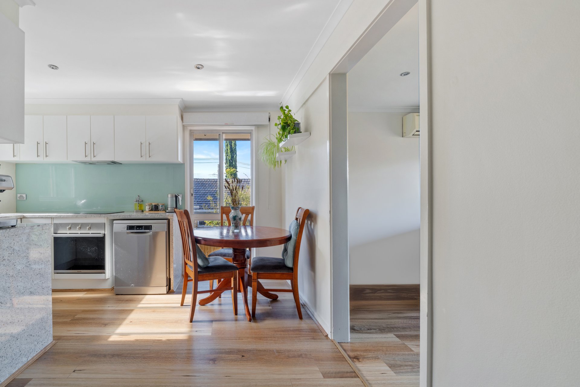 5/465 Pascoe Vale Road, Strathmore image 3