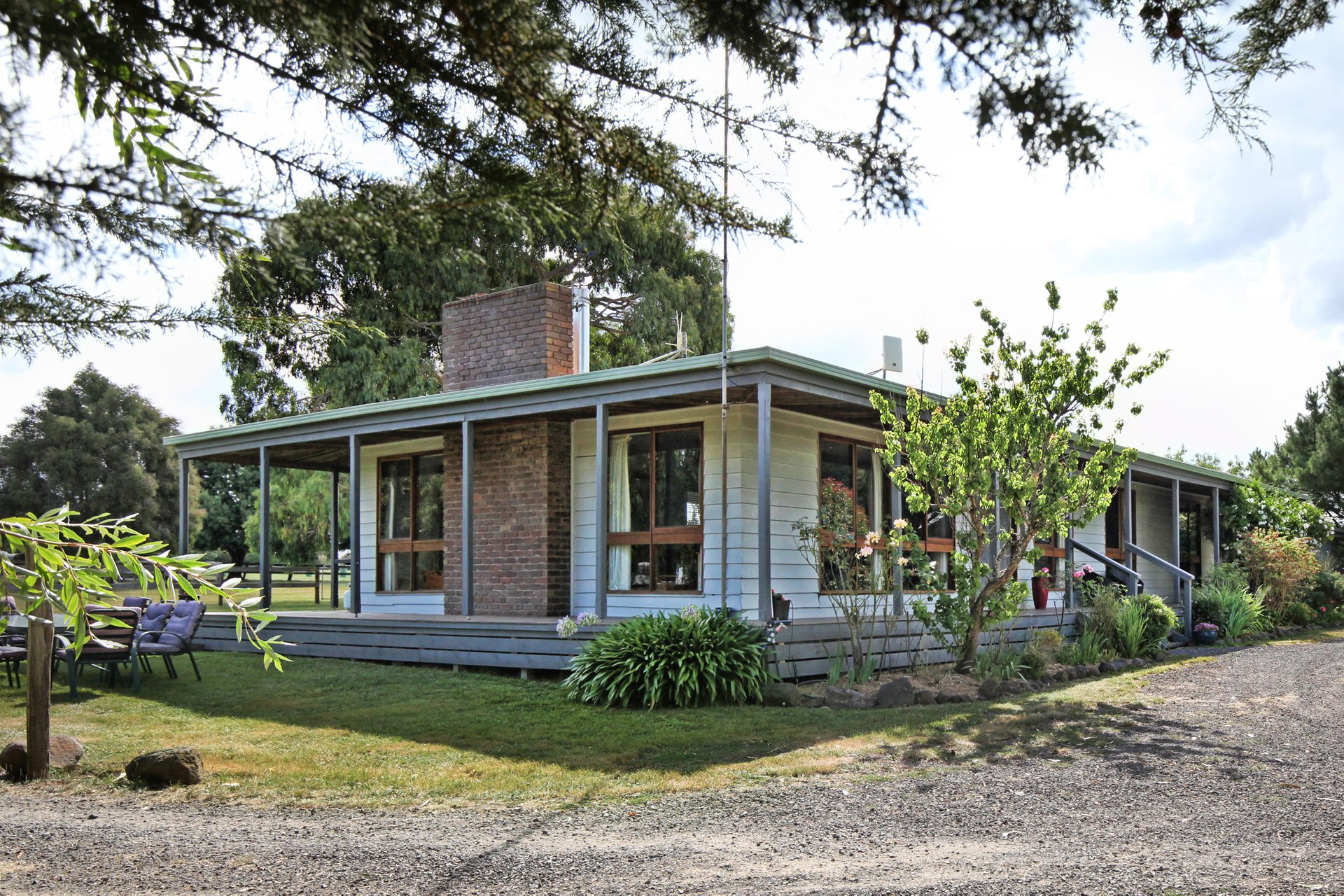 Property Gallery Thumbnail 3