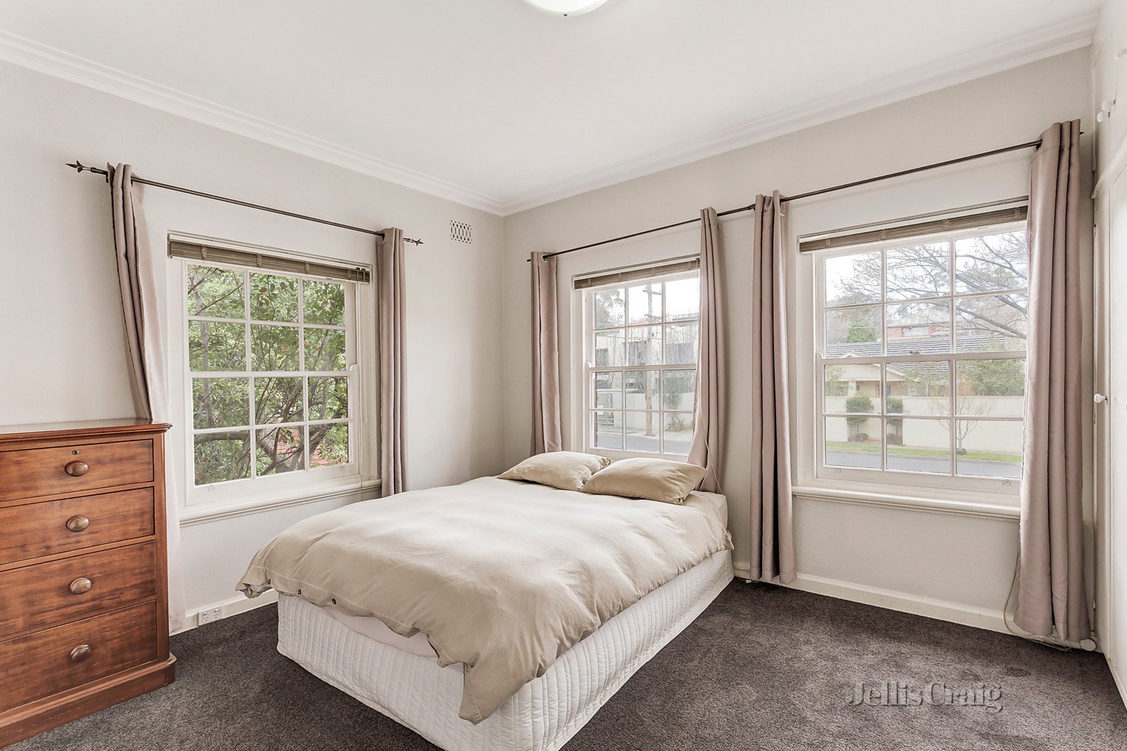 5/49 Bruce Street, Toorak image 6