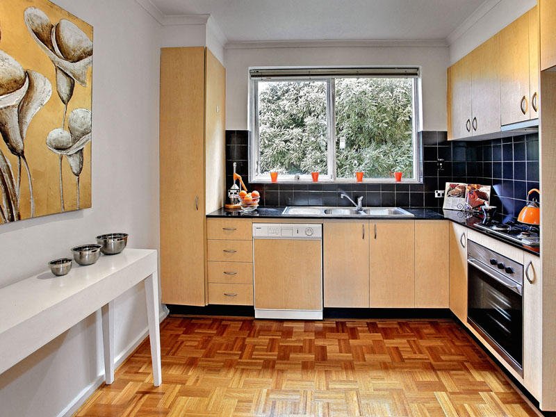 5/491 St Kilda Street, Elwood image 3