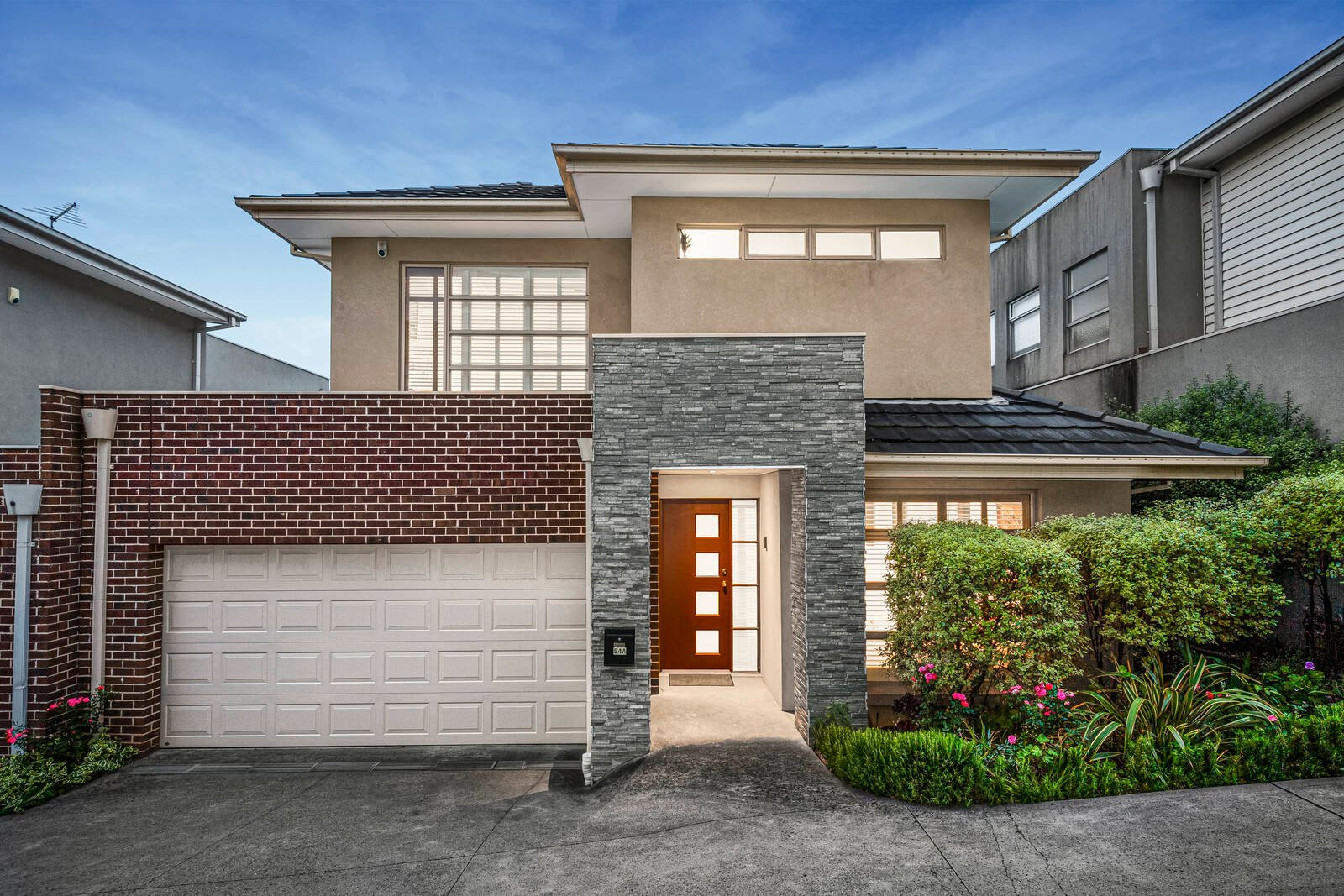 Property Gallery - Main Image