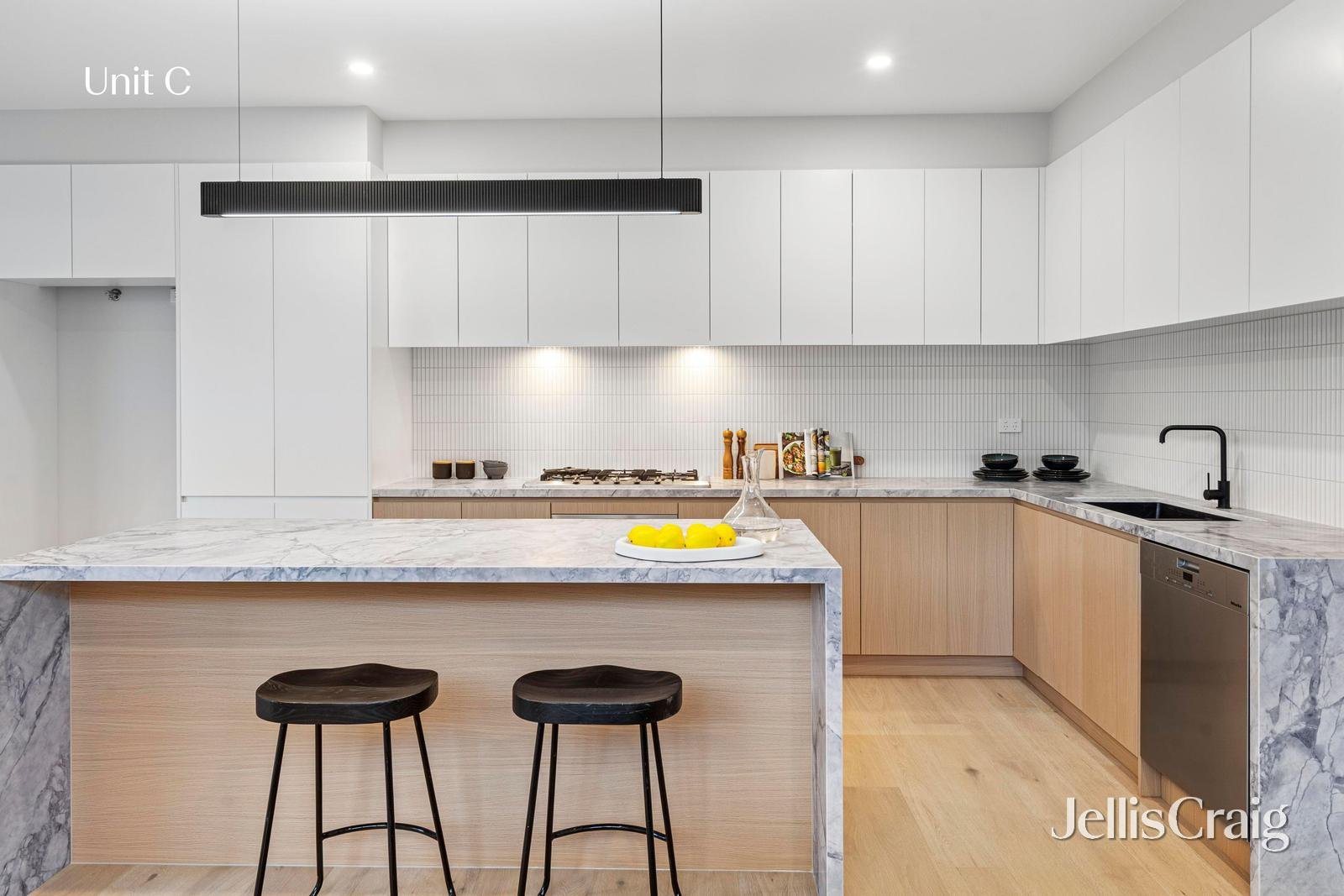 54B&54C Darbyshire Road, Mount Waverley image 15