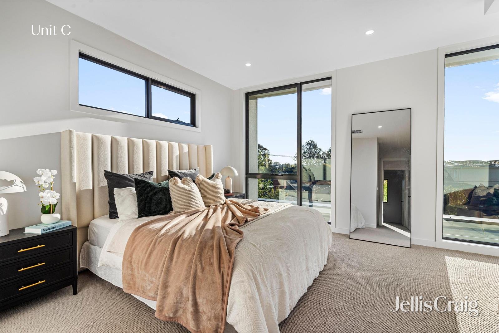 54B&54C Darbyshire Road, Mount Waverley image 16