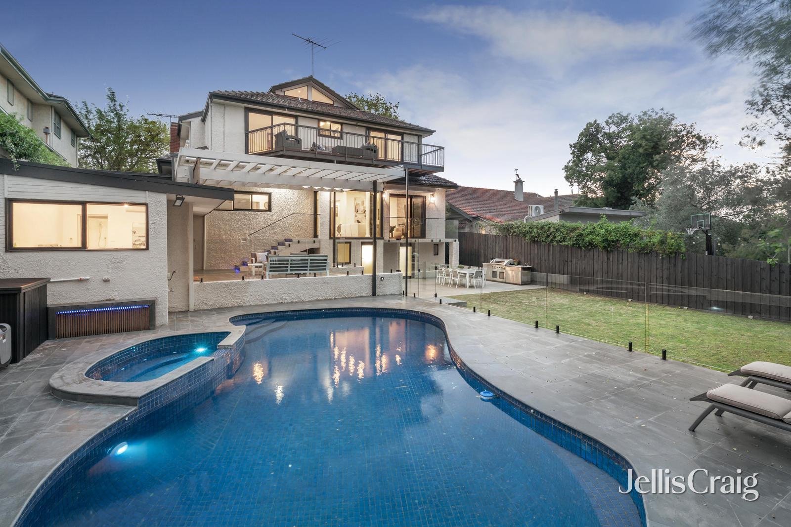 55 Argyle Road, Kew image 3