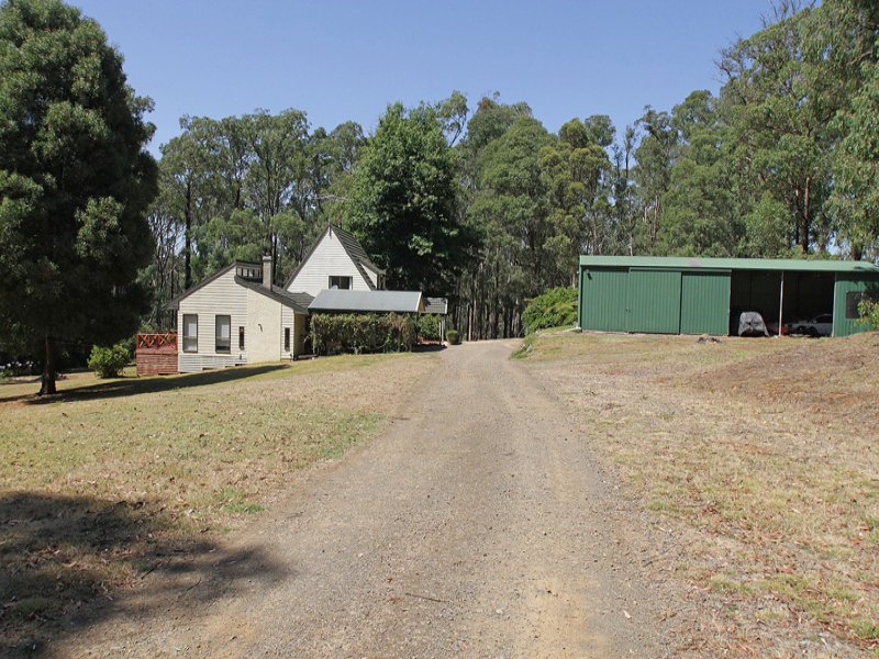 55 Banksia Court, Castella image 16