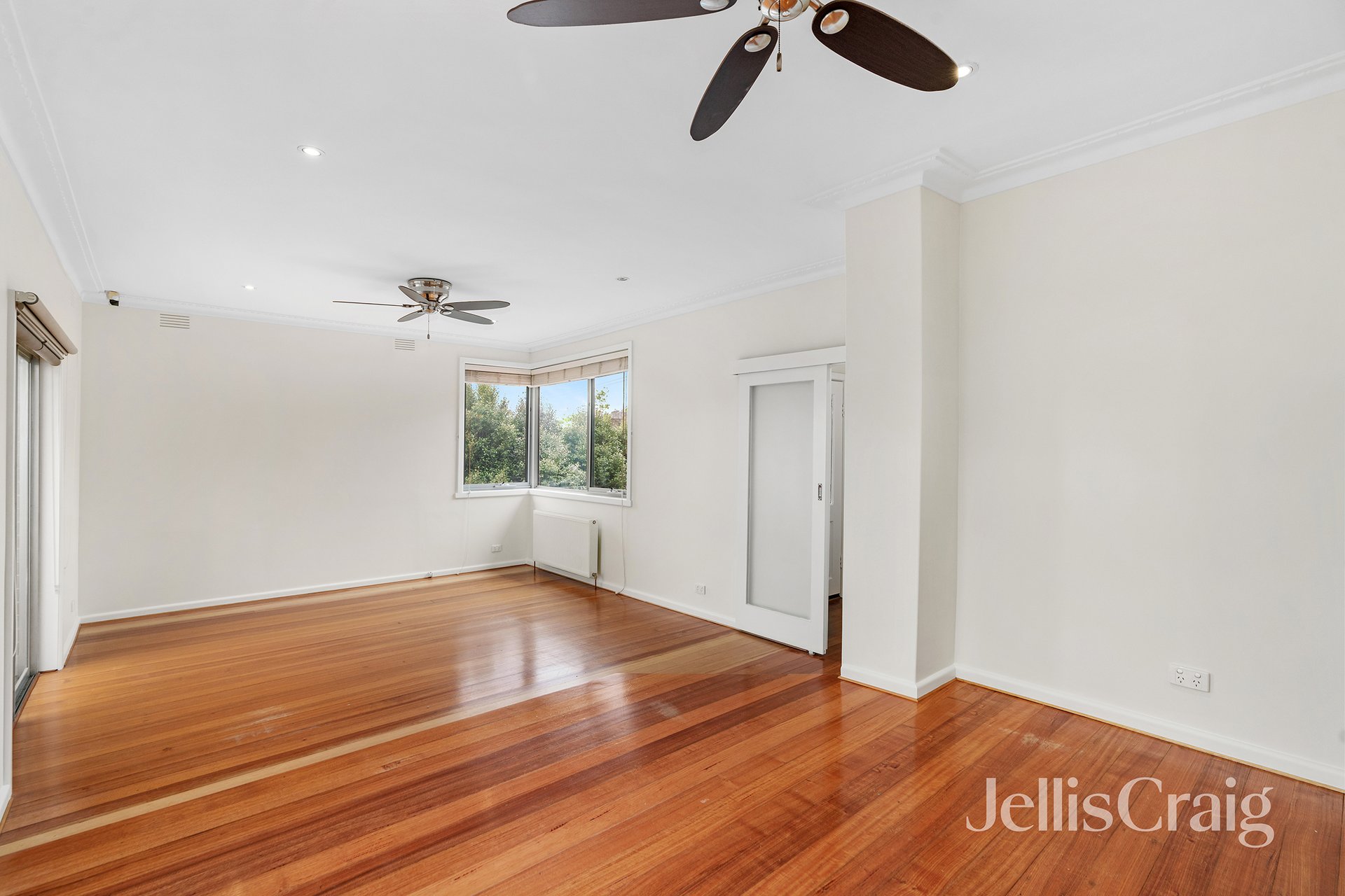 55 Banyule Road, Rosanna image 3