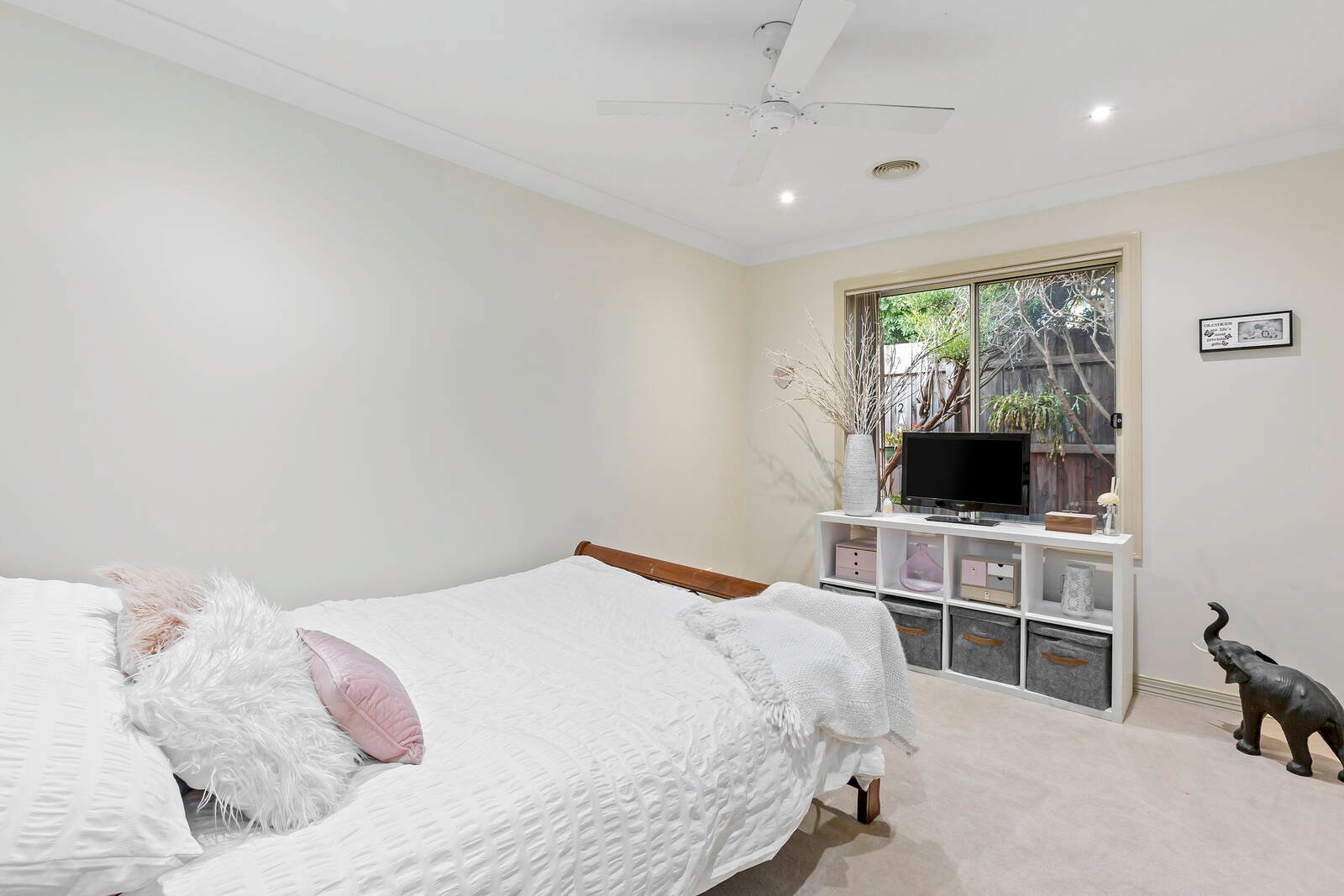 Property Gallery Thumbnail 9