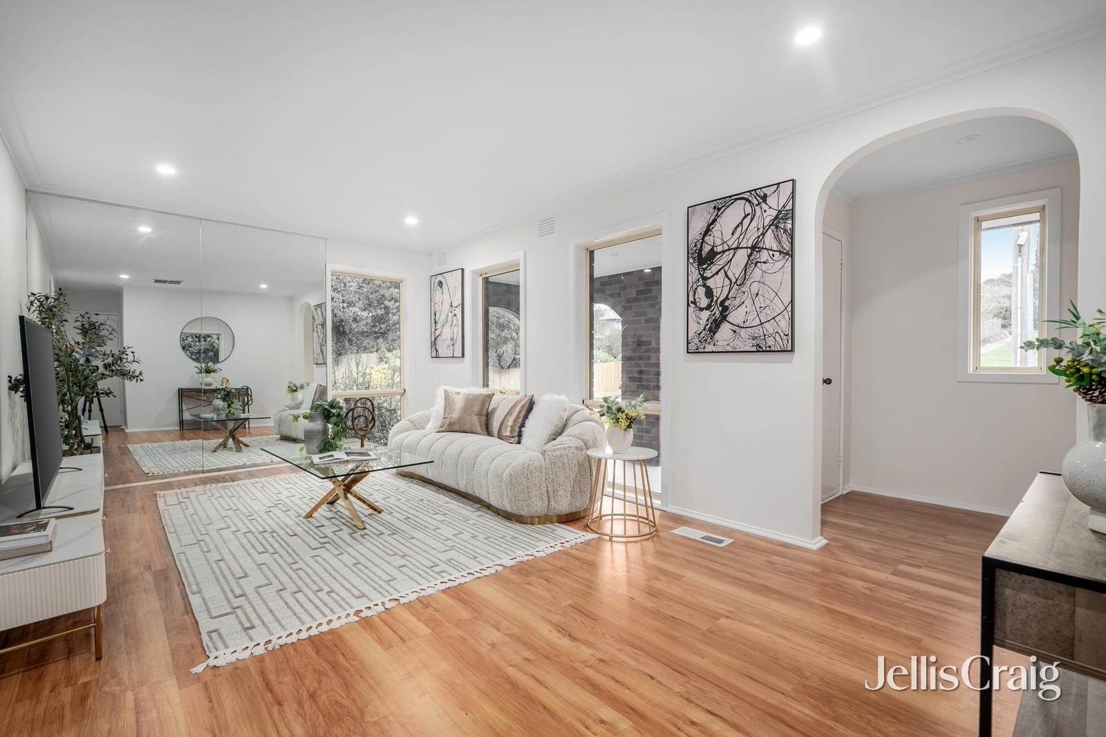 55 Buller Drive, Glen Waverley image 2