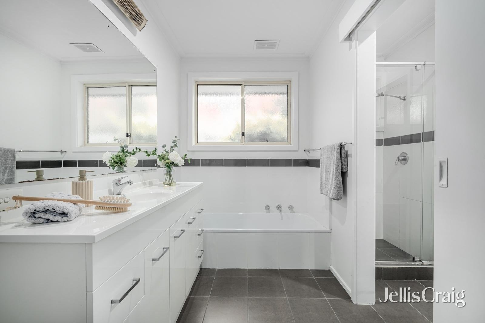 55 Buller Drive, Glen Waverley image 7