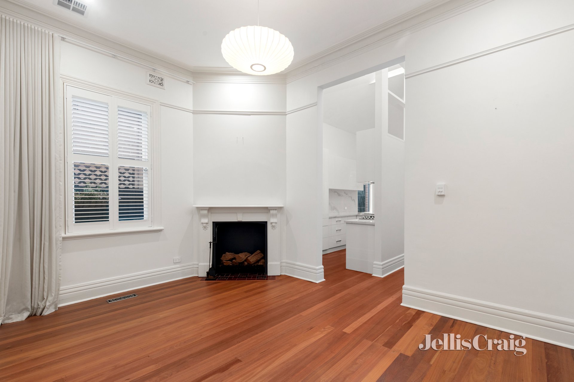 55 Chomley St, Prahran image 3