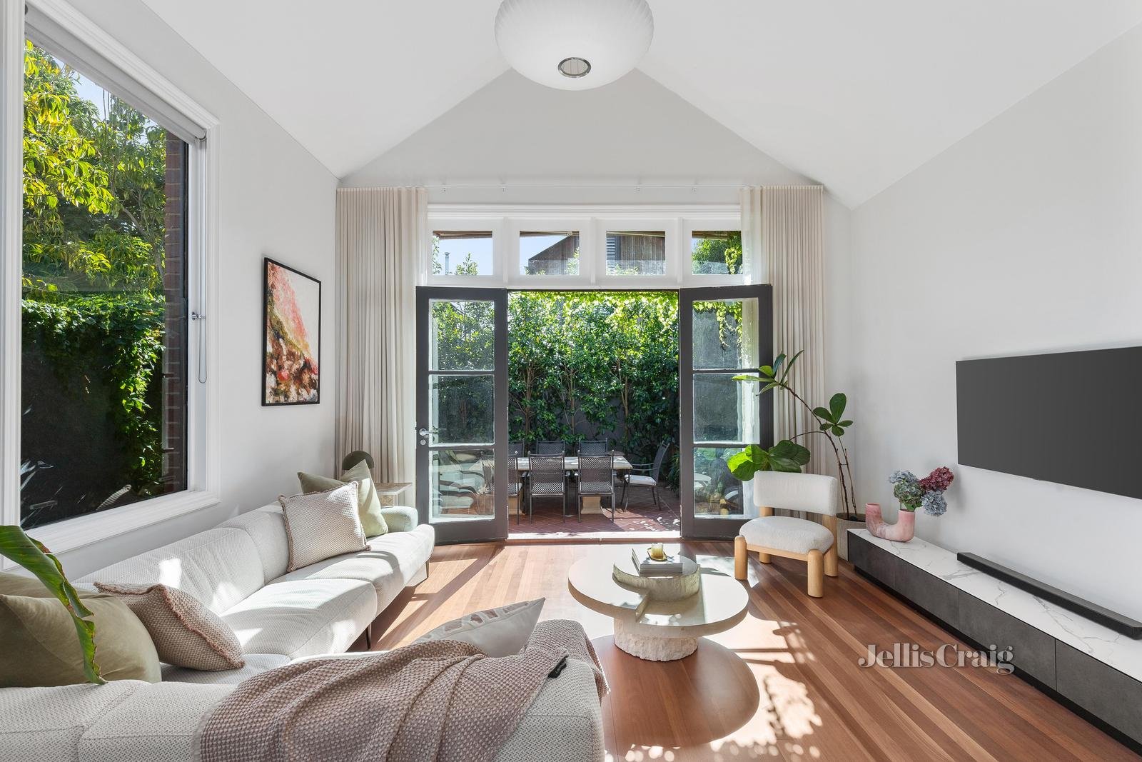 55 Chomley Street, Prahran image 2