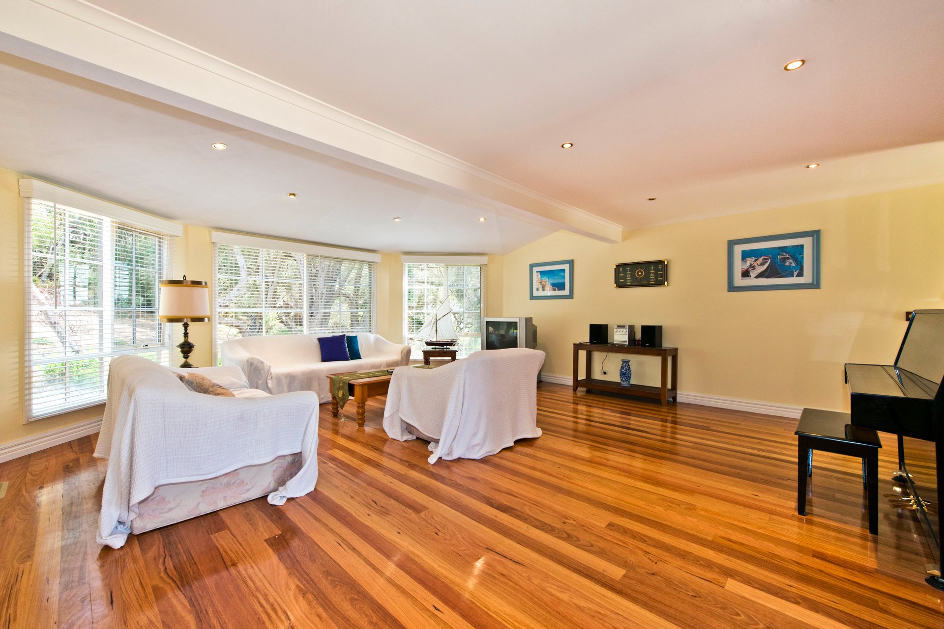 Property Gallery Thumbnail 4