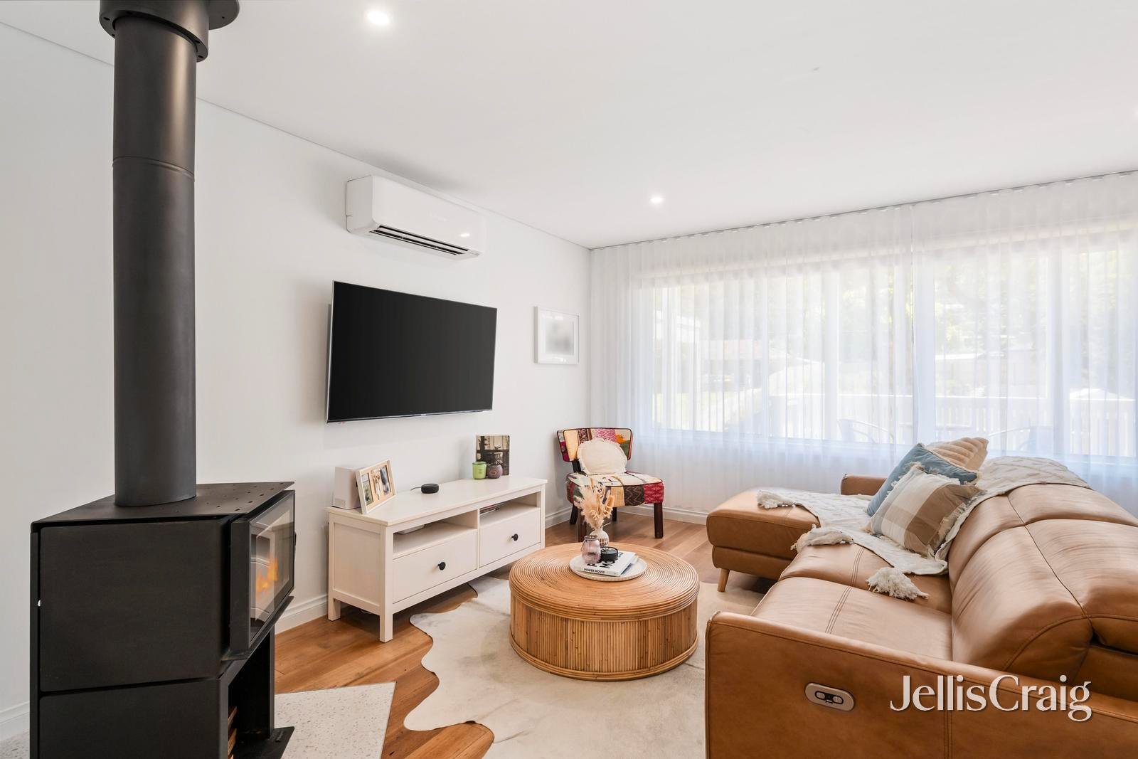 55 Croydondale Drive, Mooroolbark image 4