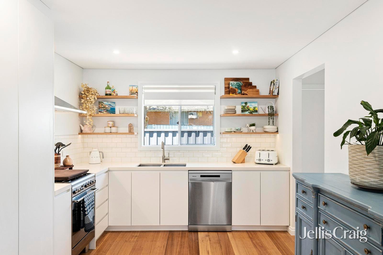 55 Croydondale Drive, Mooroolbark image 7