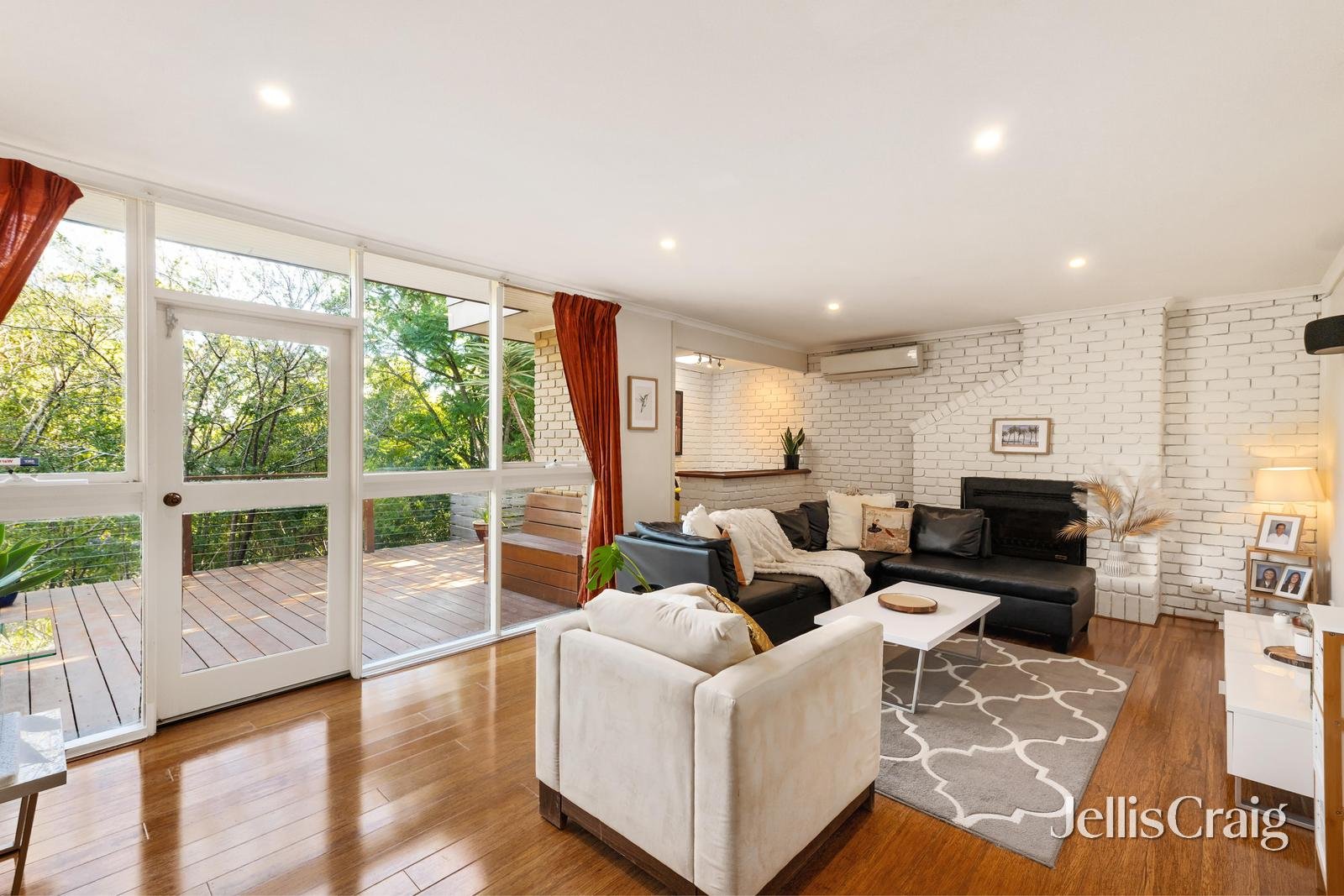 55 Darvall Street, Donvale image 2