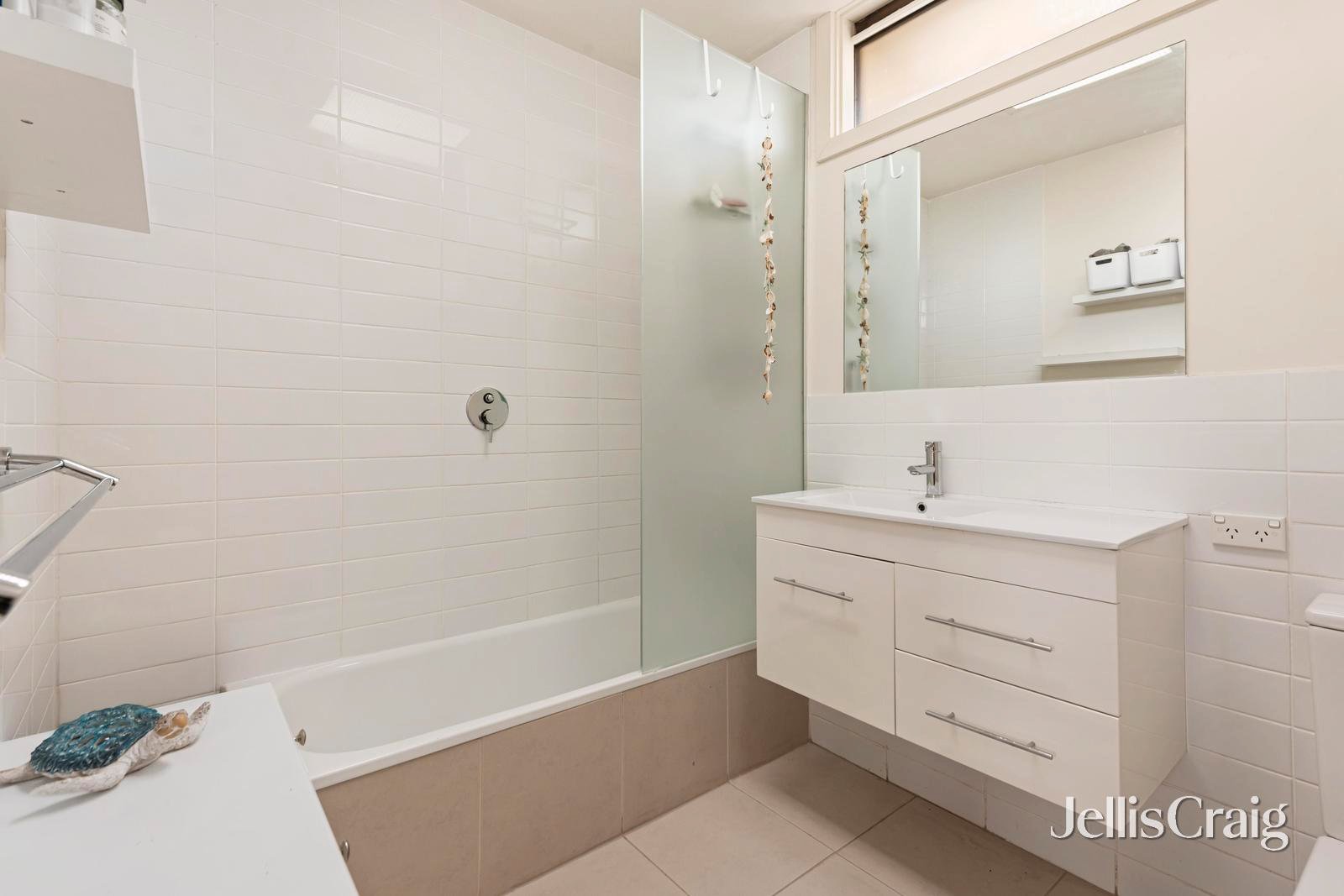 55 Darvall Street, Donvale image 8