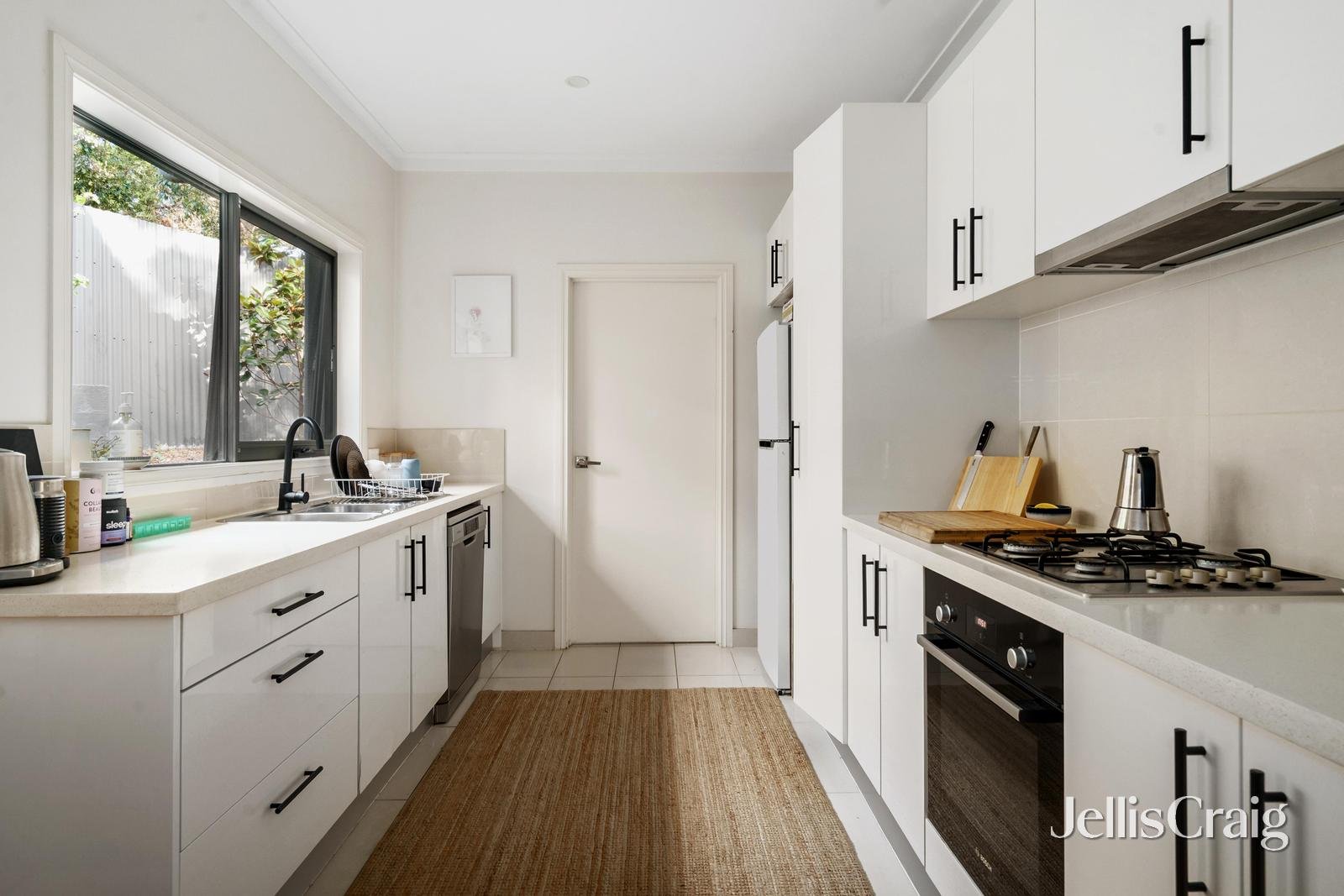 5/5 Edward Court, Ivanhoe image 4