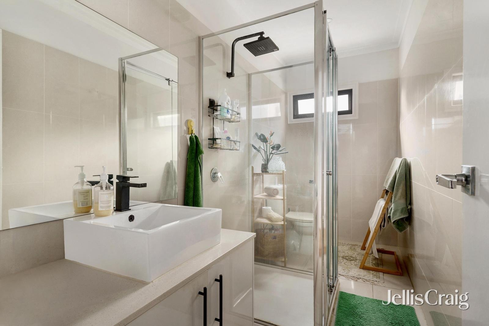 5/5 Edward Court, Ivanhoe image 9