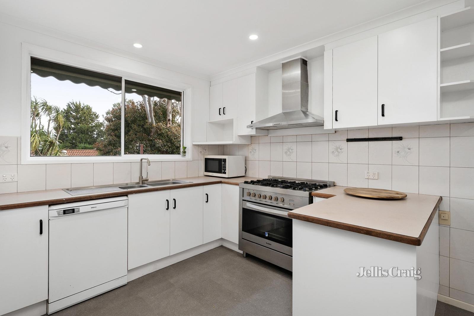 55 Edward Road, Chirnside Park image 3