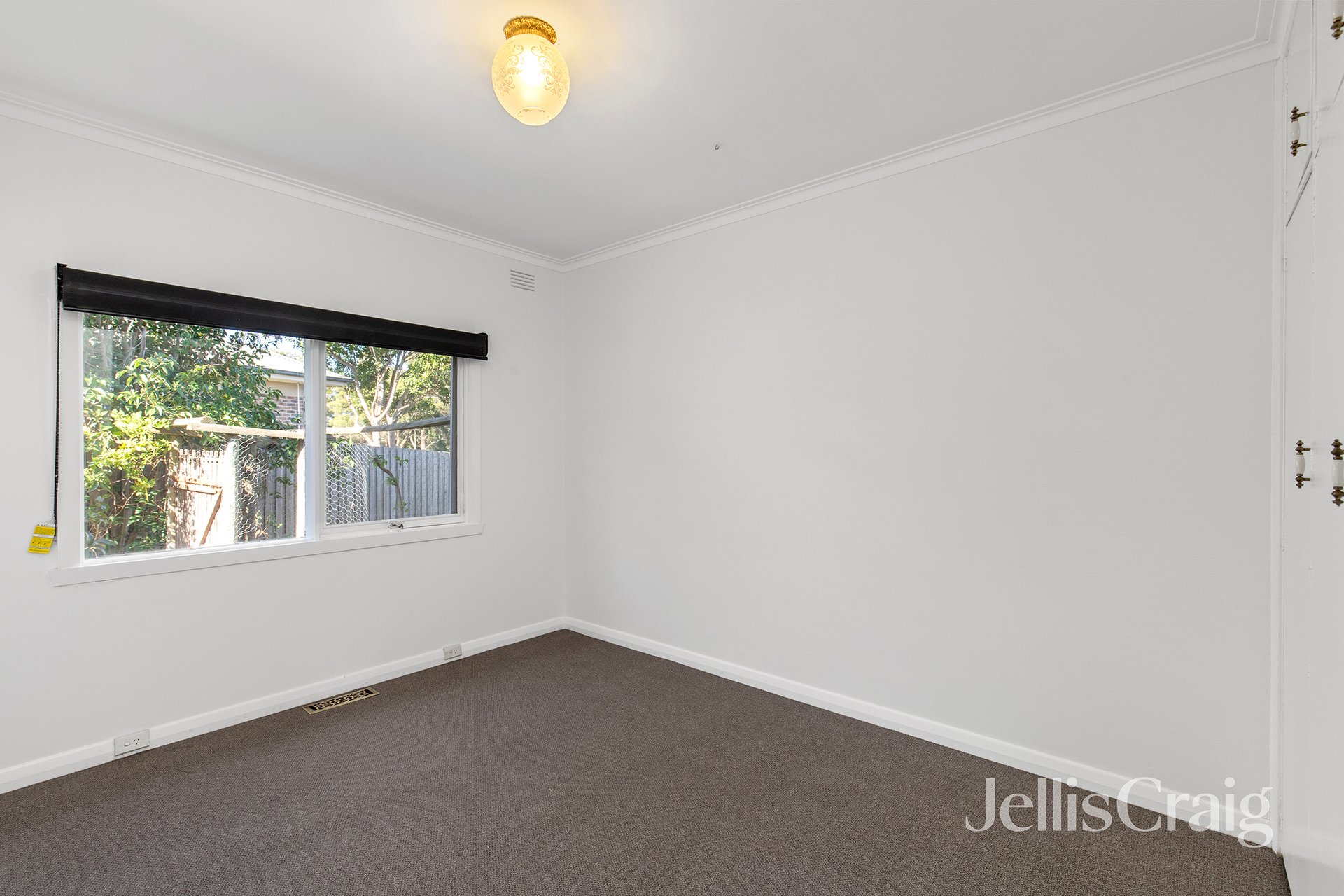 55 Fernside Avenue, Briar&nbsp;Hill image 7
