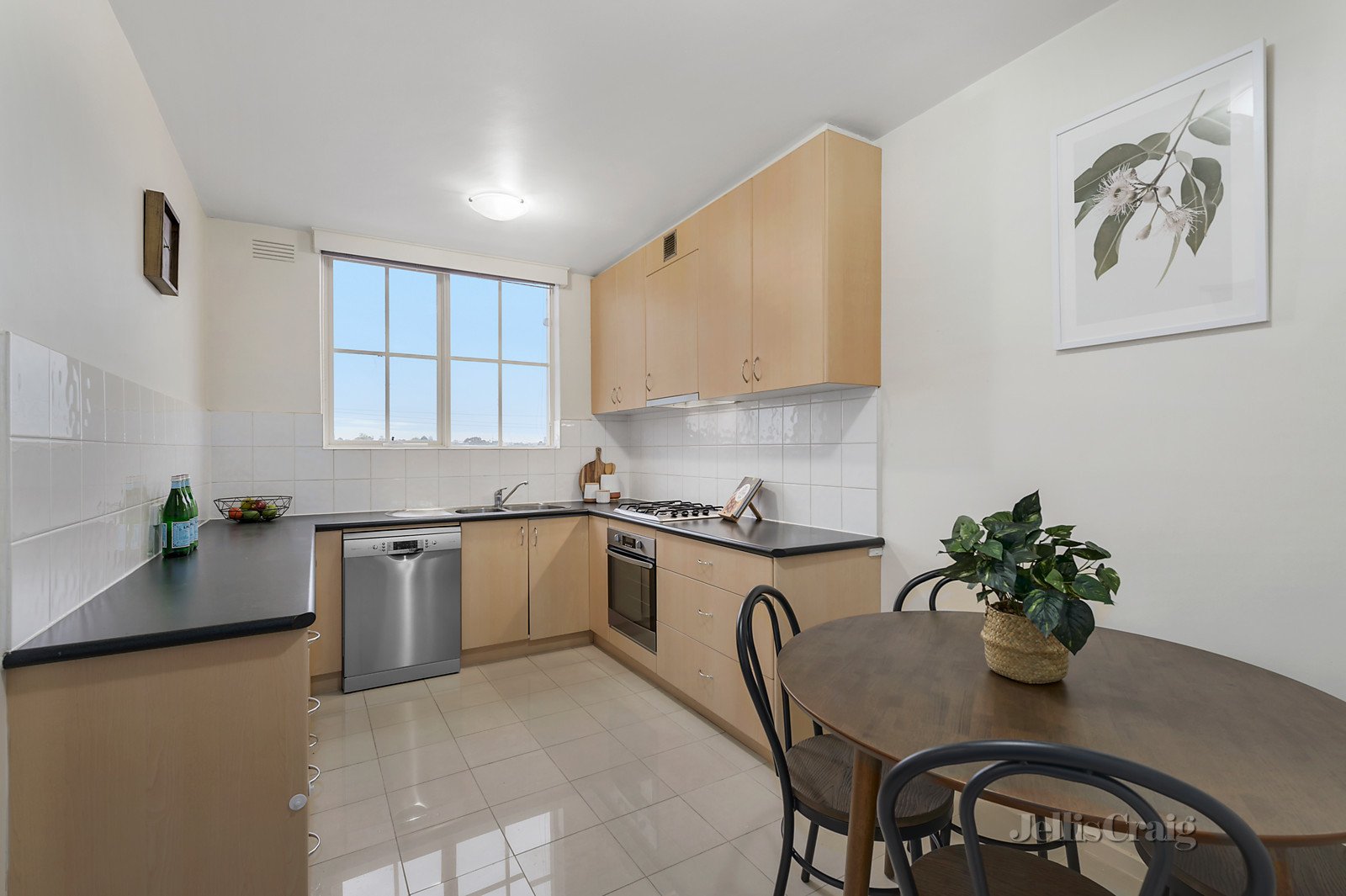 5/5 Findon Street, Hawthorn image 2