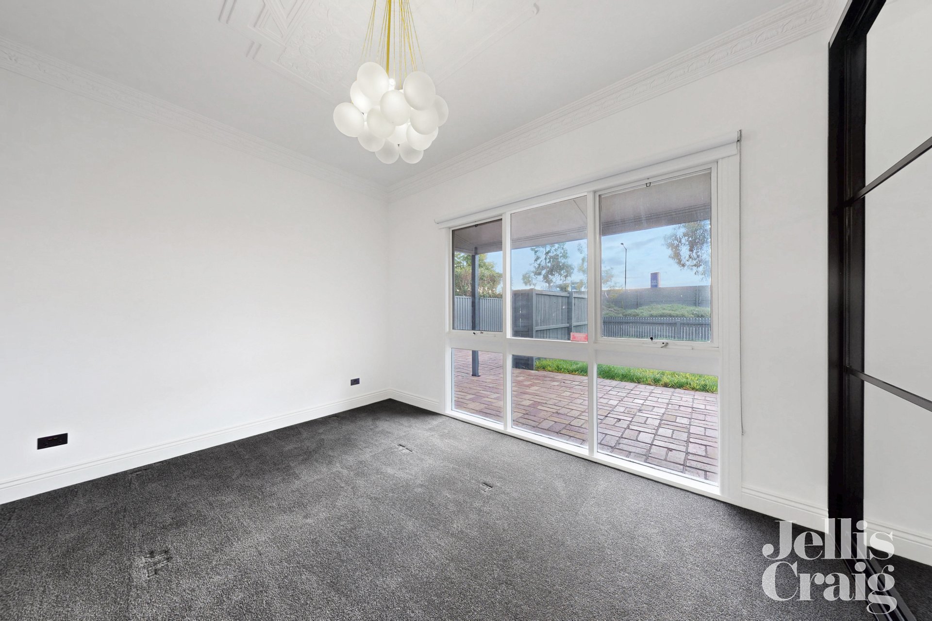 55 First Avenue, Strathmore image 8