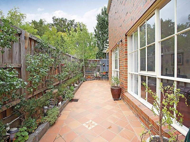 55 Hatfield Street, Balwyn North image 5